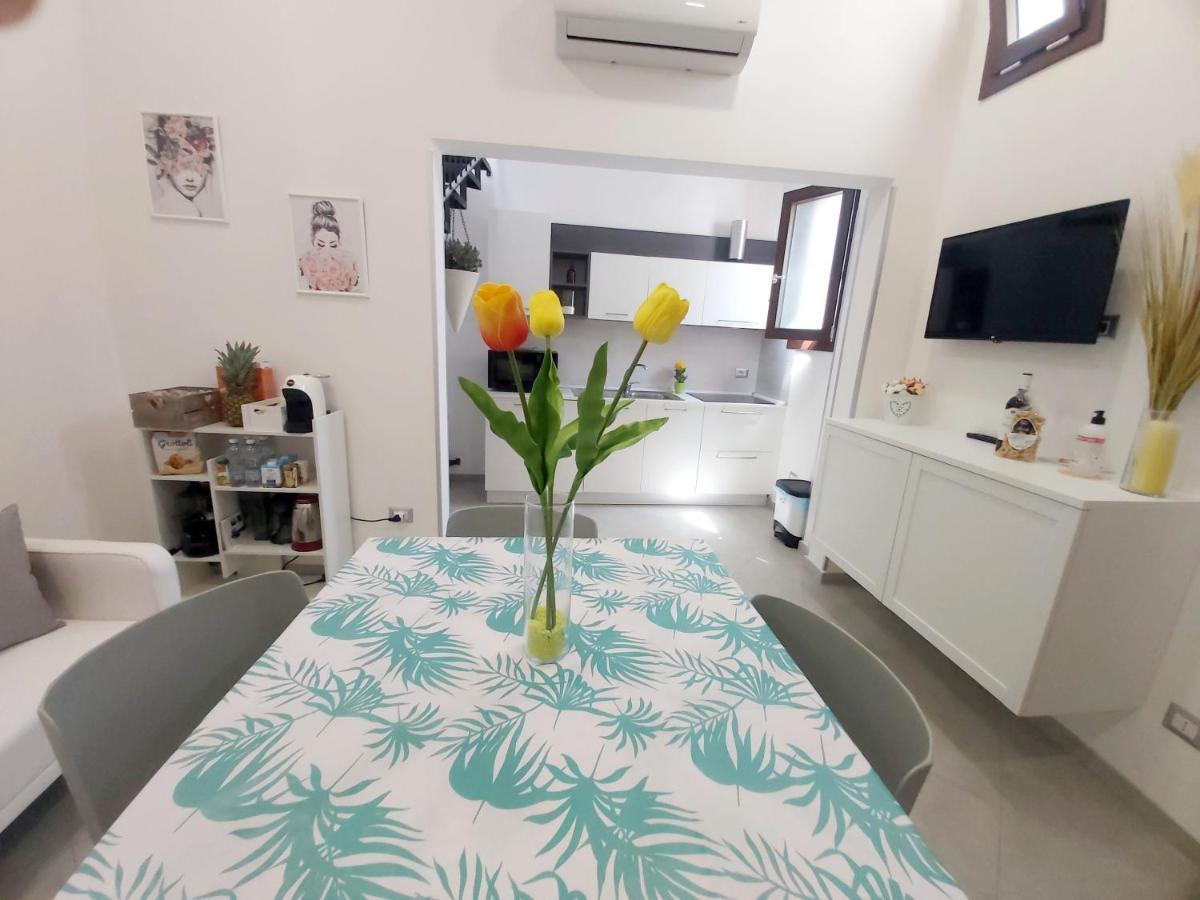 Ferienwohnung Dimora Asmara 11 15 Brindisi Exterior foto